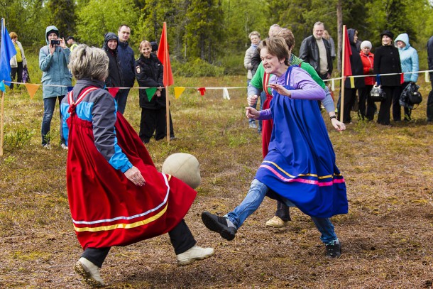 В Ловозере прошли «Саамские игры» и народное гулянье, посвященное культуре саами и коми