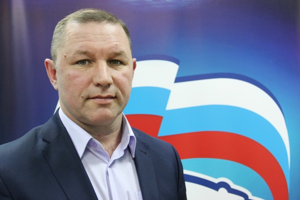 Третий – лишний: Александр Артеев исключен из списка участников предварительного голосования «Единой России»  как фигурант уголовного дела