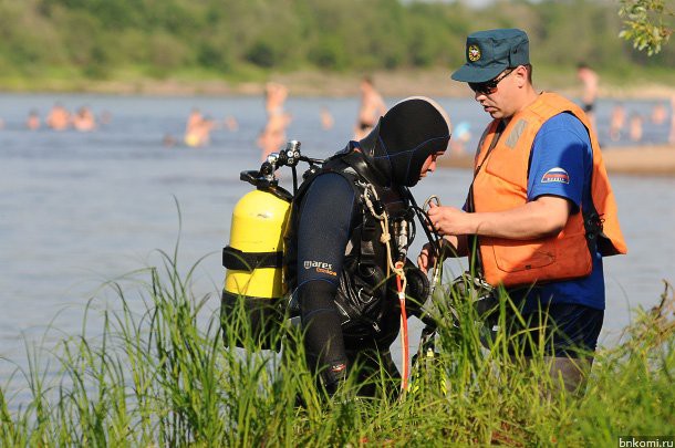 Спасатели в Коми расширили группу и географию поисков утонувшей сыктывкарской девочки